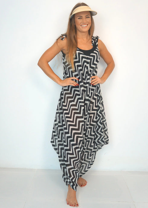 Dress BLACK & WHITE PAINTED CHEVRON The Harem Jumpsuit - Black & White Painted Chevron dubai outfit dress brunch fashion mums