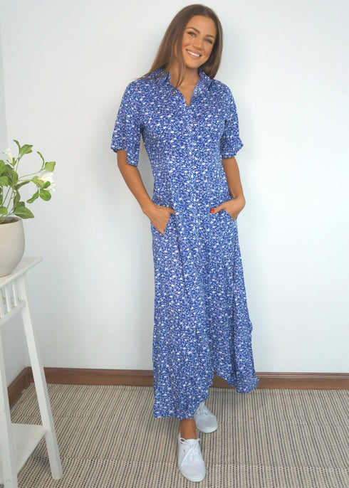 The Fitted Shirt Dress - Ditsy Royal dubai outfit dress brunch fashion mums