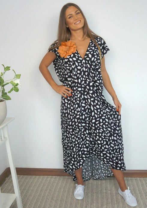 The Kate Maxi Dress - Wild Abstract dubai outfit dress brunch fashion mums