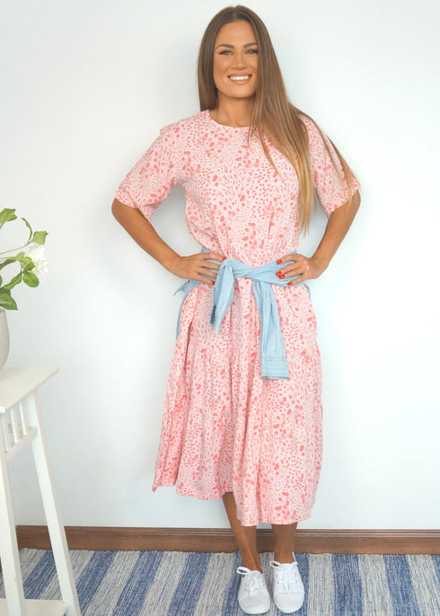 The Lakes Dress - Sketchy Wild Flower dubai outfit dress brunch fashion mums