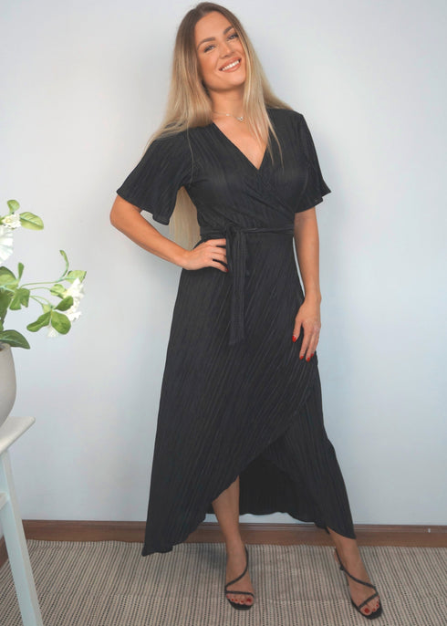 The Pleated Wrap Dress - Black Pleats dubai outfit dress brunch fashion mums