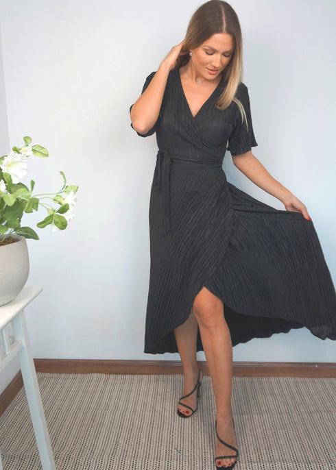 The Pleated Wrap Dress - Black Pleats dubai outfit dress brunch fashion mums