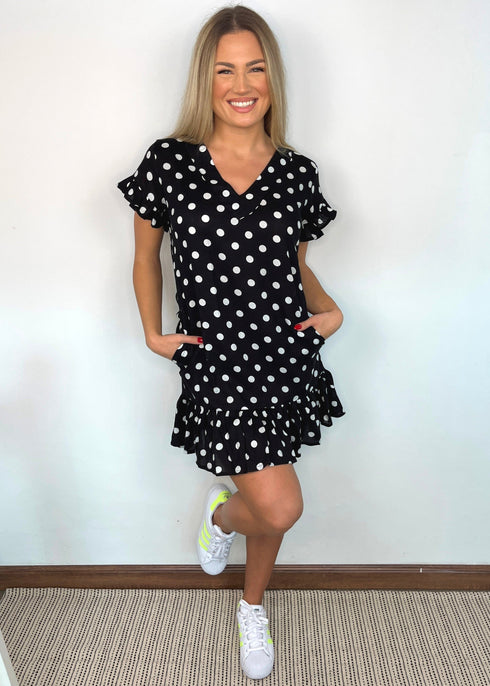 The V Flirty Anywhere Dress - City Polka dubai outfit dress brunch fashion mums